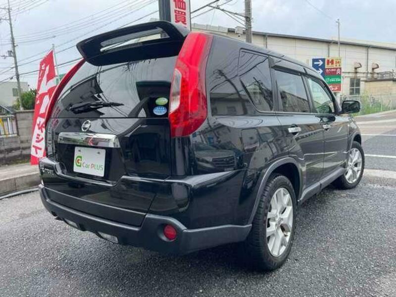 X-TRAIL-10