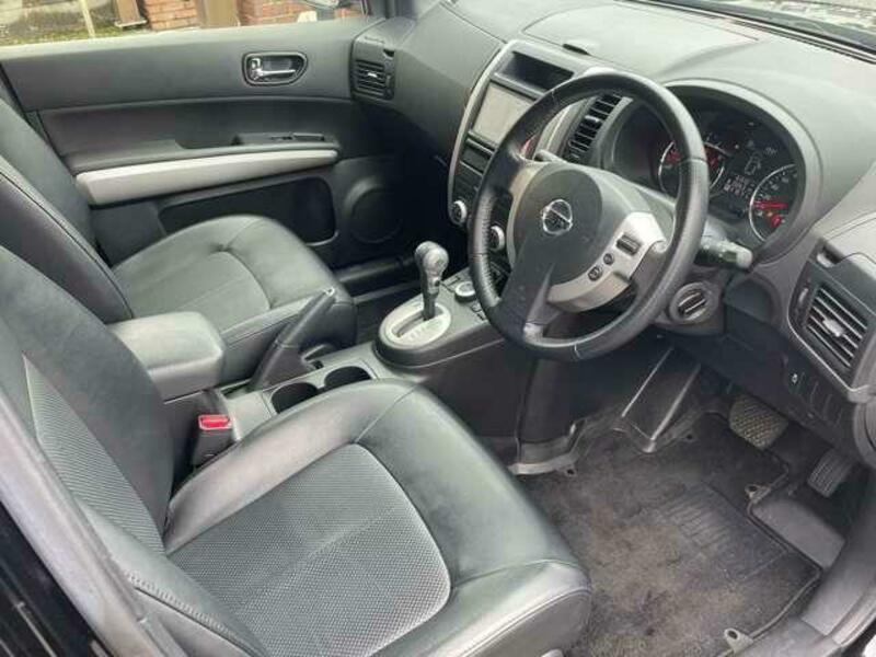 X-TRAIL-11