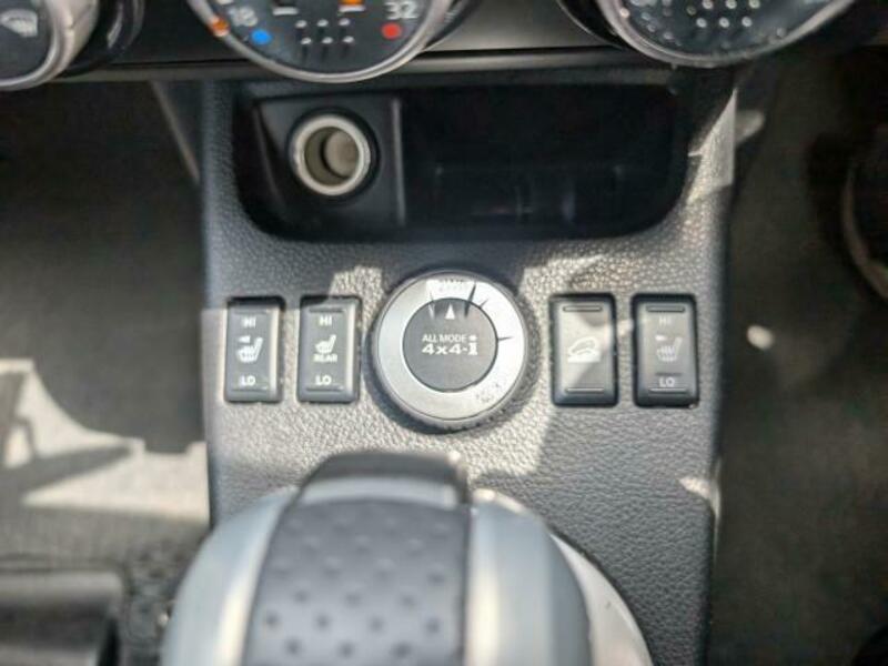 X-TRAIL-16