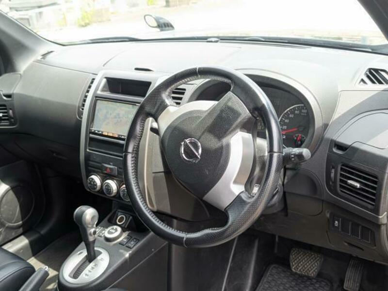 X-TRAIL-2