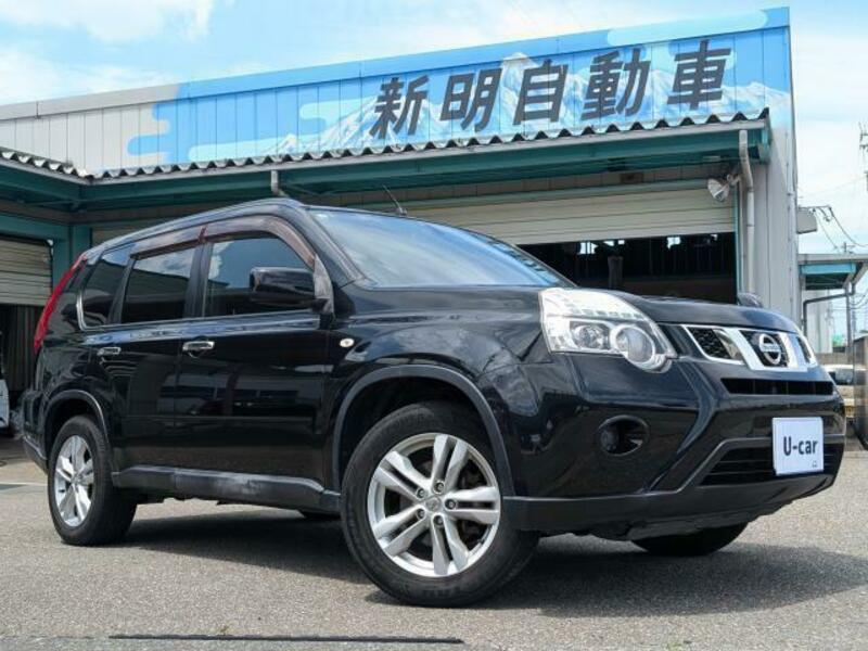 X-TRAIL