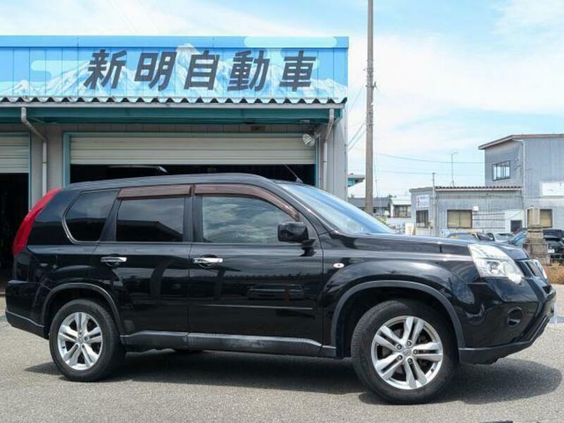 X-TRAIL-3
