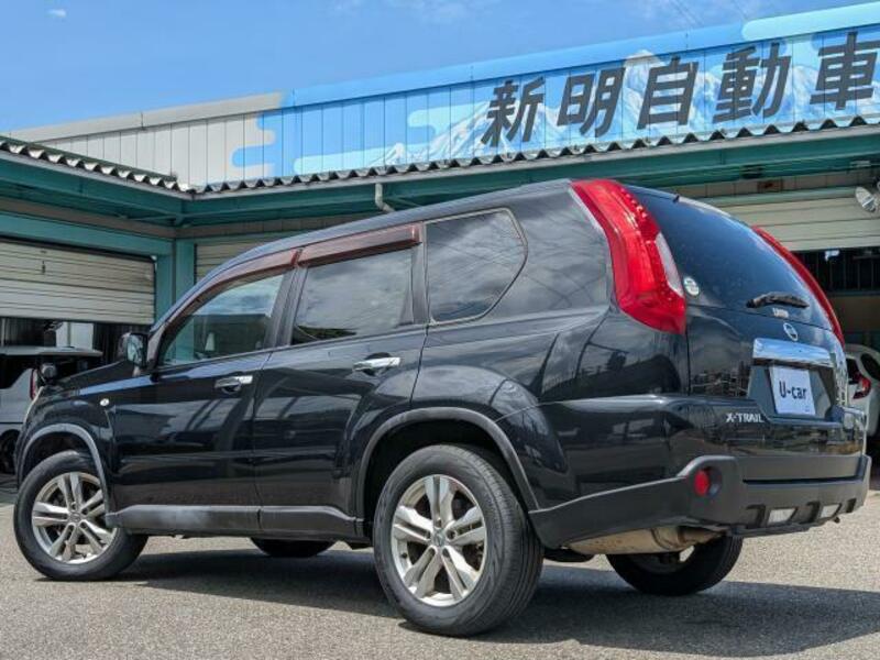 X-TRAIL-12