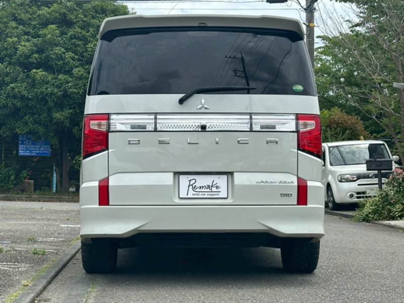 DELICA D5