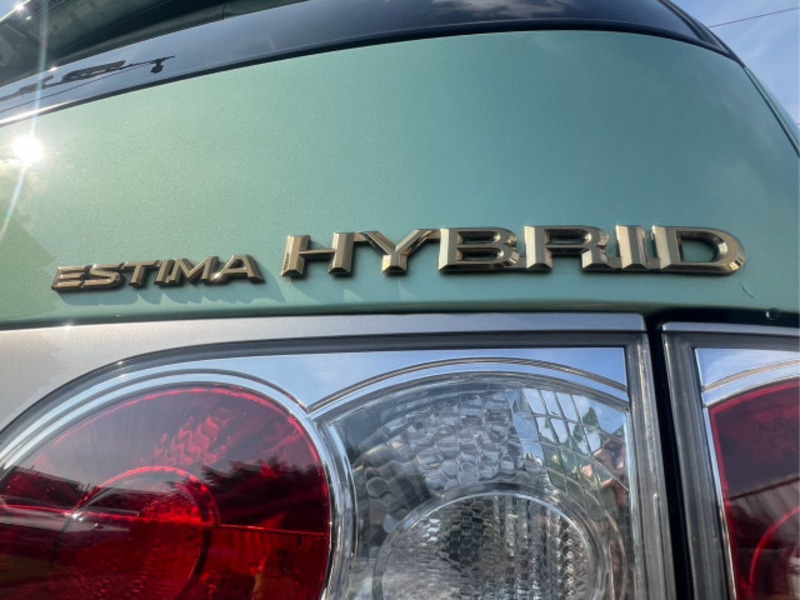 ESTIMA HYBRID
