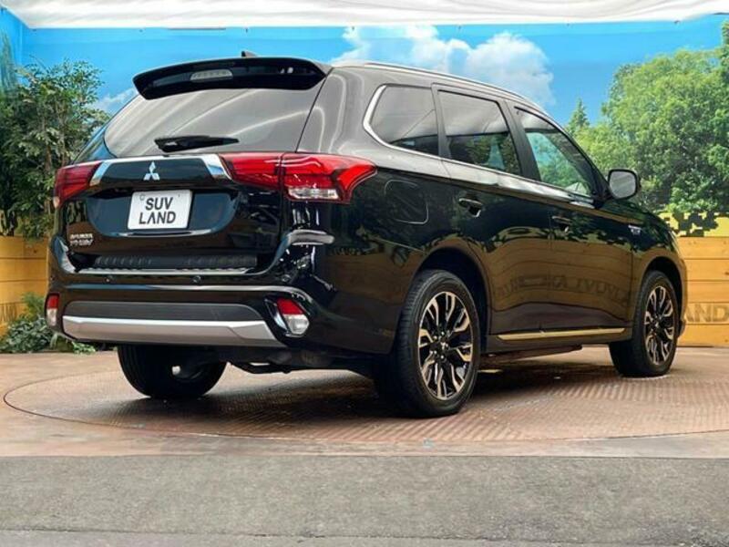 OUTLANDER PHEV