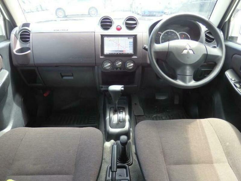 PAJERO MINI-16