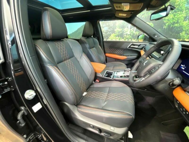 OUTLANDER PHEV