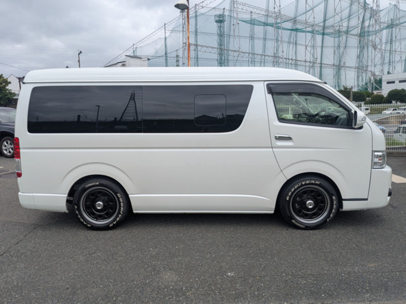 HIACE