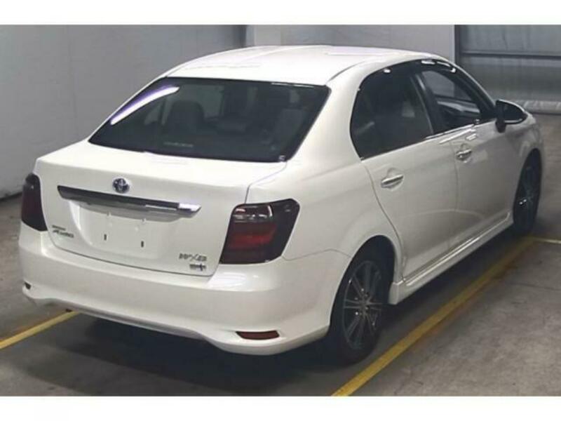 COROLLA AXIO