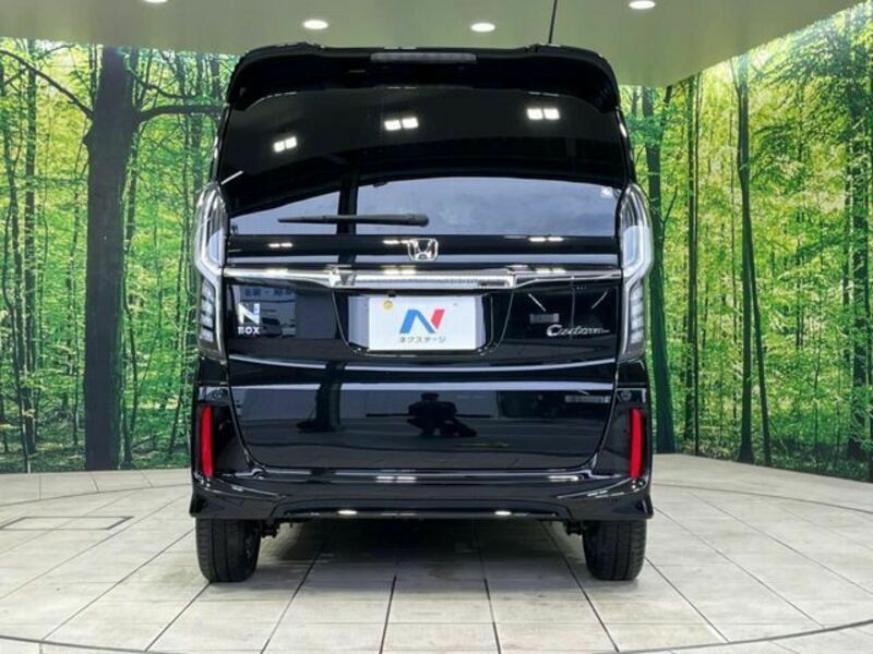 N BOX CUSTOM