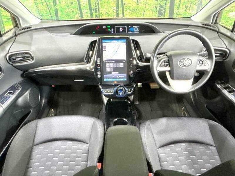 PRIUS PHV