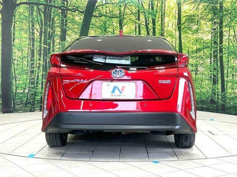 PRIUS PHV