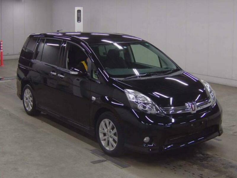 TOYOTA ISIS