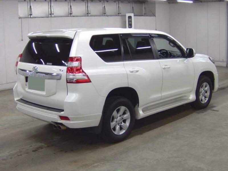 LAND CRUISER PRADO-5