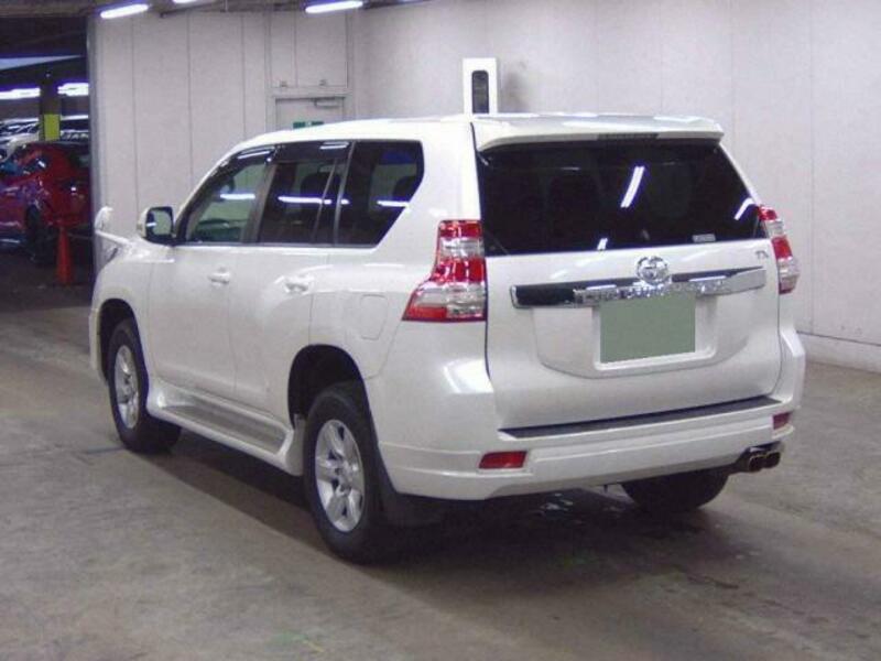 LAND CRUISER PRADO-1