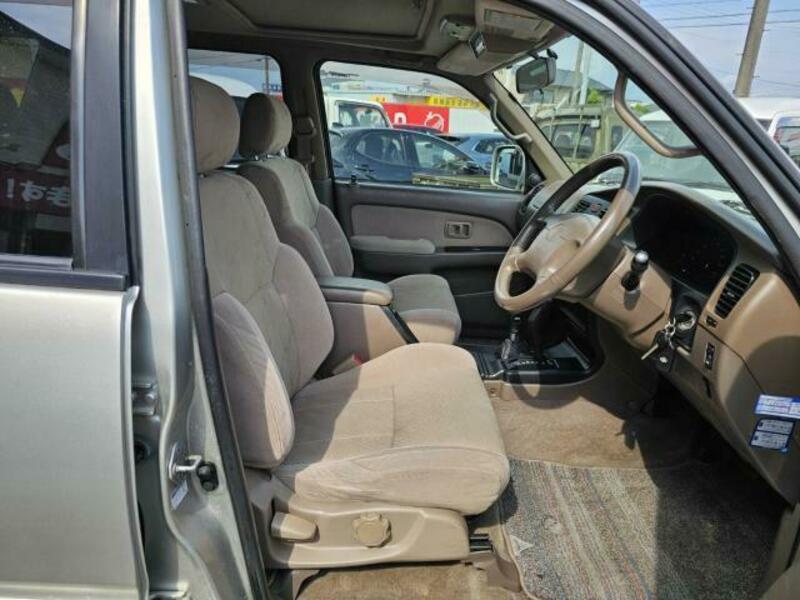 HILUX SURF