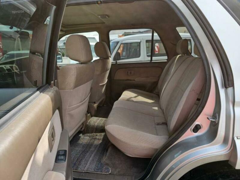 HILUX SURF