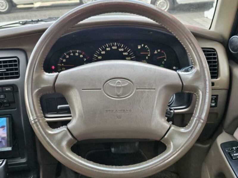 HILUX SURF