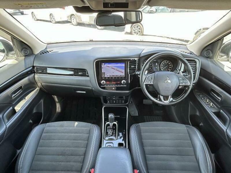 OUTLANDER