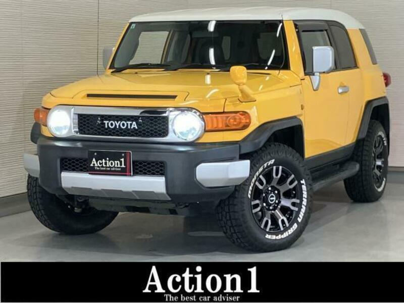 TOYOTA FJ CRUISER