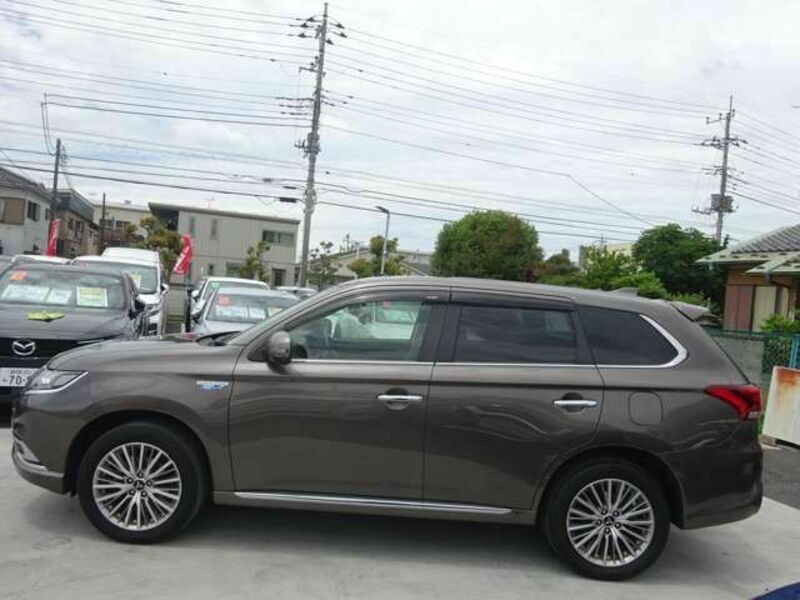 OUTLANDER PHEV