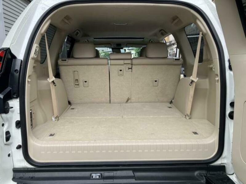LAND CRUISER PRADO-6