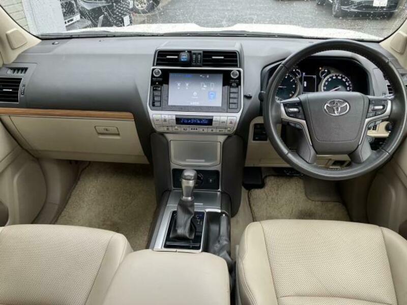 LAND CRUISER PRADO-2