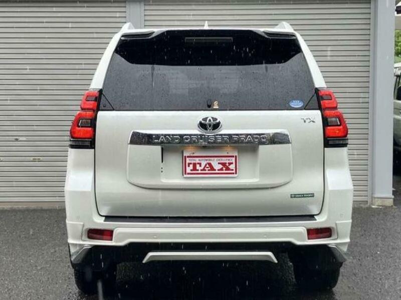 LAND CRUISER PRADO-19