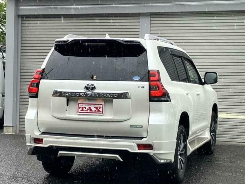 LAND CRUISER PRADO-1