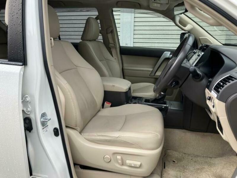 LAND CRUISER PRADO-3