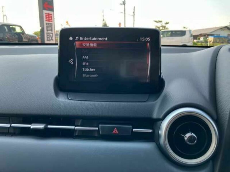 MAZDA2