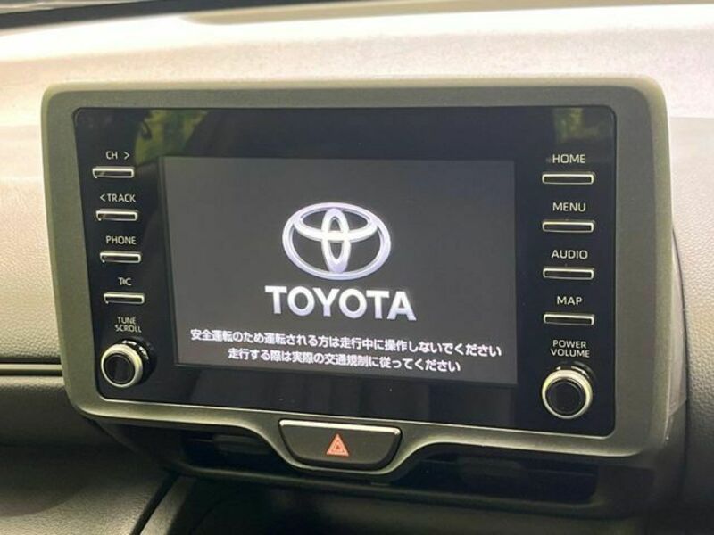 YARIS CROSS
