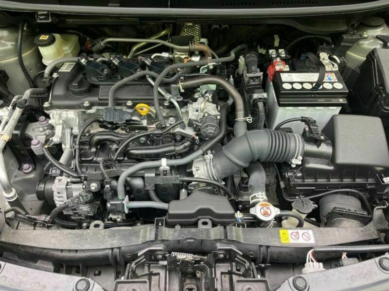 YARIS CROSS