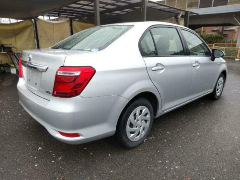 COROLLA AXIO