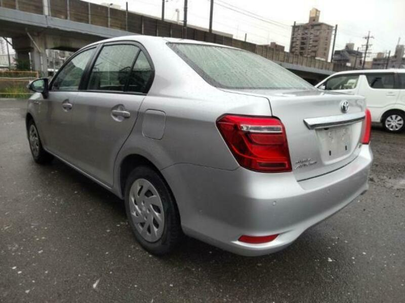 COROLLA AXIO