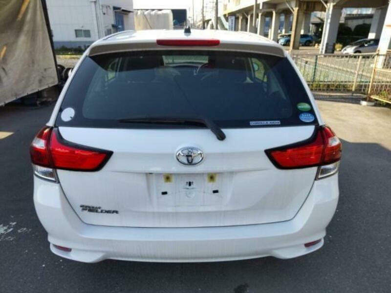 COROLLA FIELDER