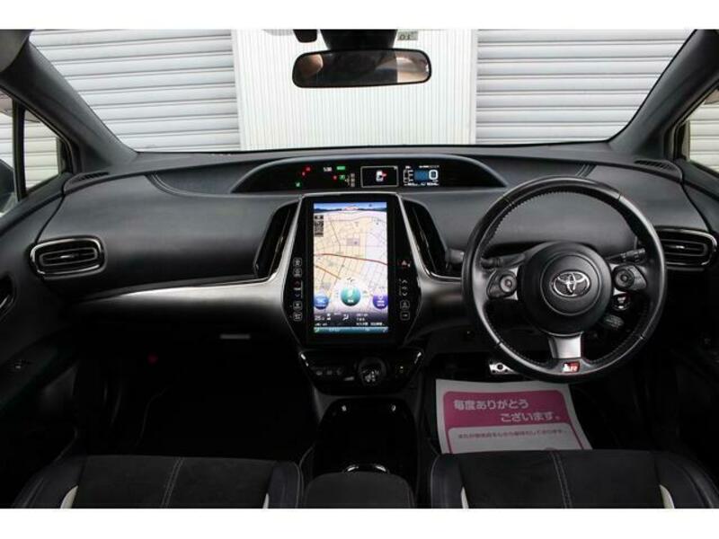 PRIUS PHV