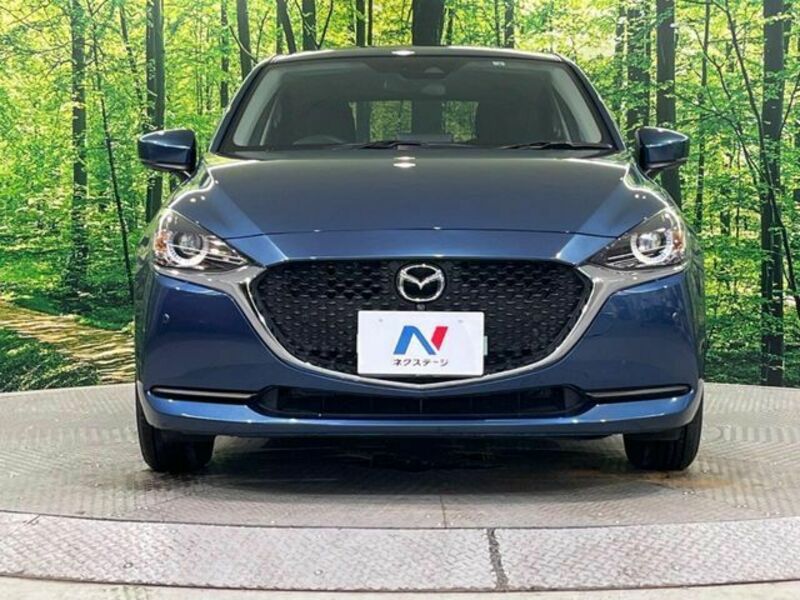 MAZDA2