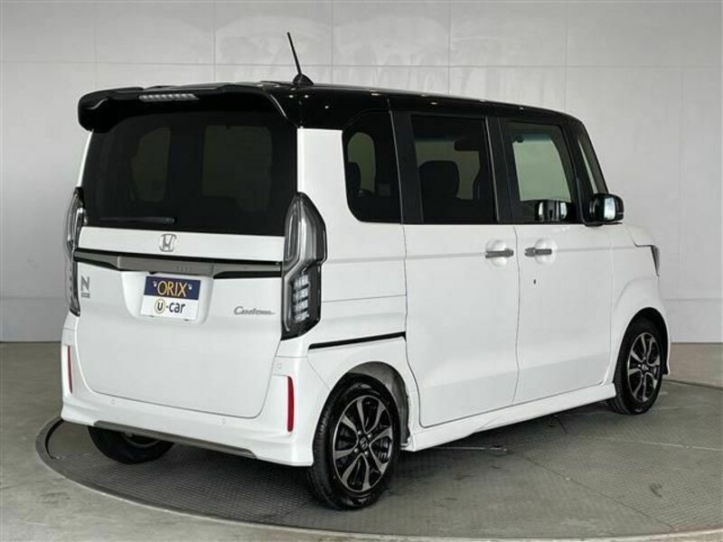 N BOX CUSTOM