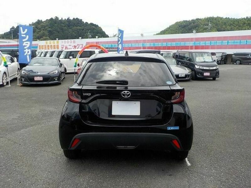 YARIS