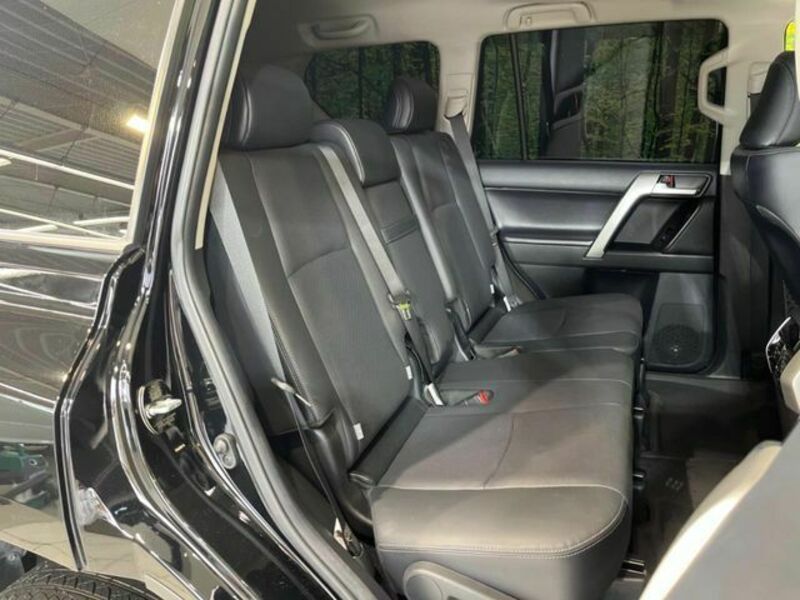 LAND CRUISER PRADO-8