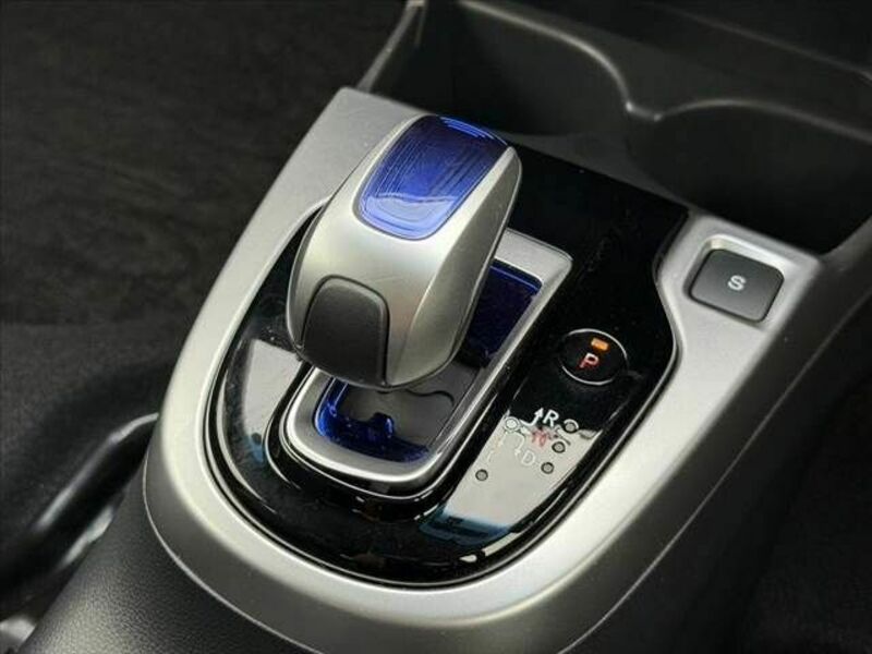 FIT HYBRID-24