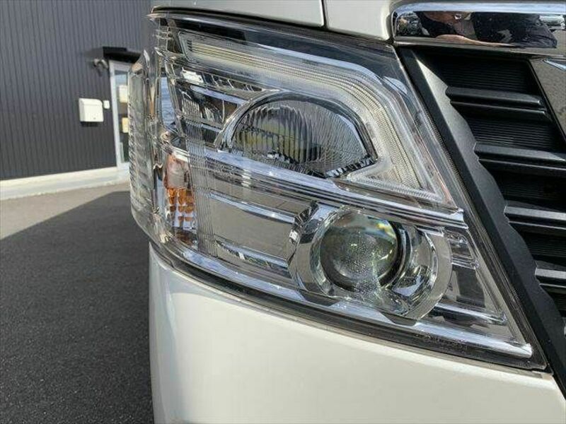 NV350 CARAVAN