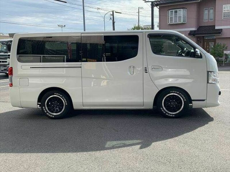 NV350 CARAVAN