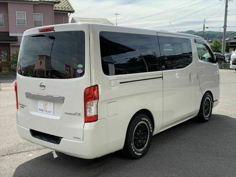 NV350 CARAVAN