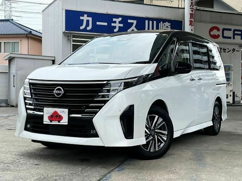 NISSAN SERENA