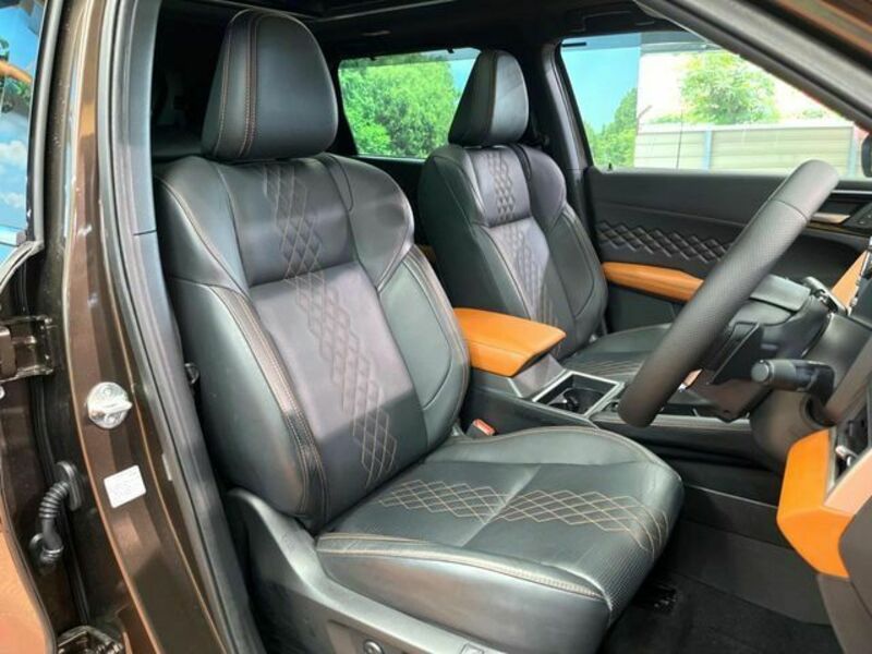 OUTLANDER PHEV