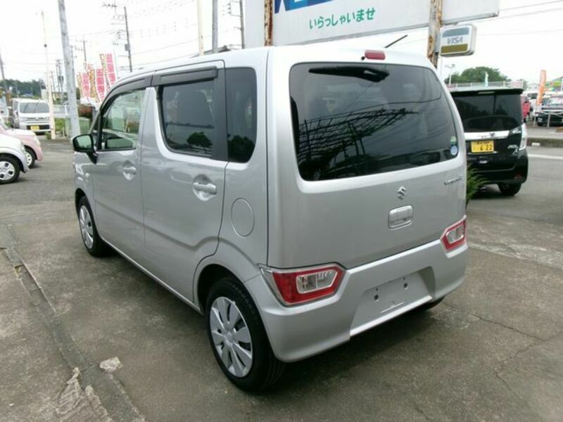 WAGON R