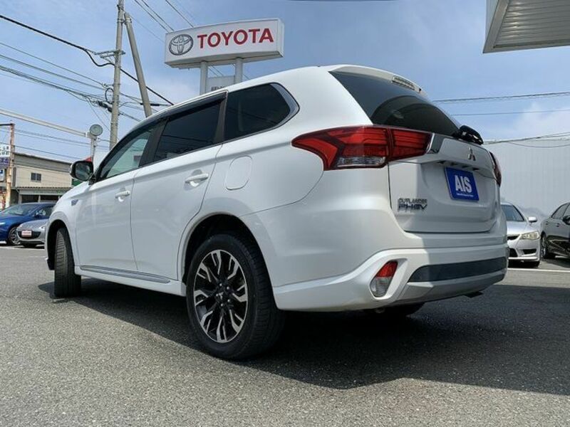 OUTLANDER PHEV